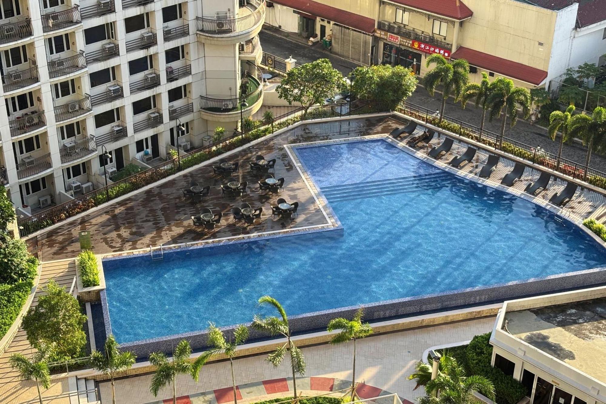 Extremeli Suites Manila Powered By Cocotel Exteriör bild